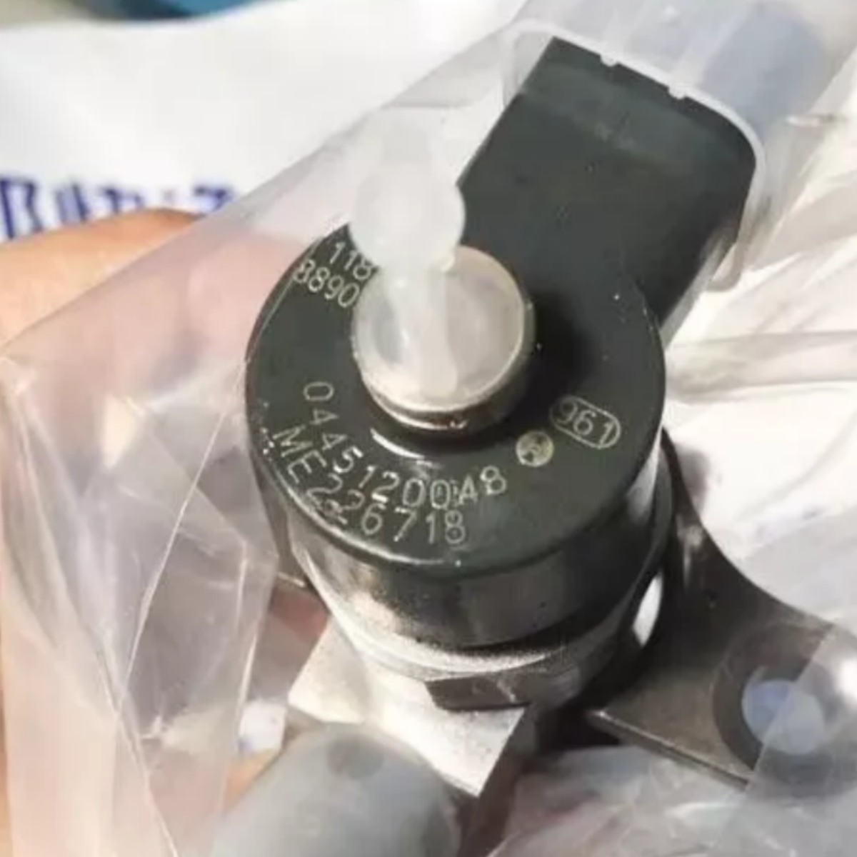 0445120048 VAME226718 Injector for Mitsubishi 4M50 Engine - FuelPartsPro